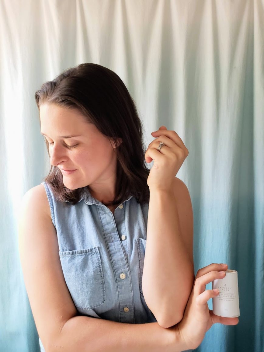 non-toxic dry shampoo - Primally Pure review - natural ingredients - safe clean beauty products - recommendations - What You Make It blog